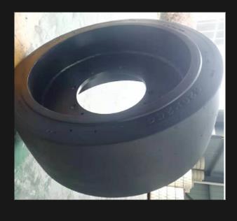 WIRTGEN front wheel tires 2149233