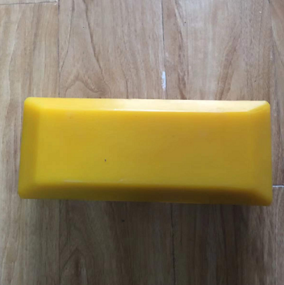 High quality poly track pad for wirtgen road milli