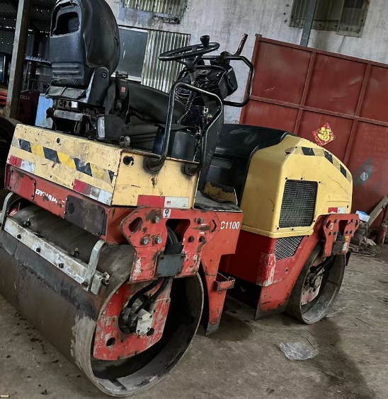 Used Dana Parker 12 year double drum roller, 3 ton