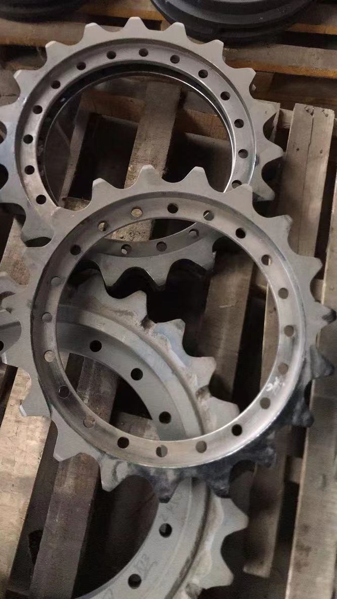  Paver machine walking drive gear 80672983