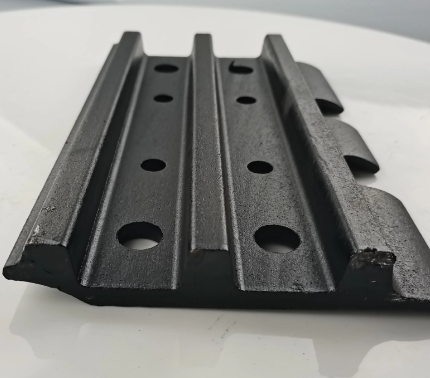 milling machine undercarriage system bolt-on track