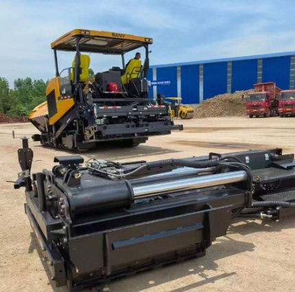 Used 23 year Sany 130C-10 assembly board paver, wo
