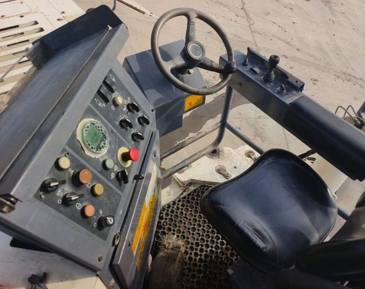 Used 18 year Wittgen W130 milling machine