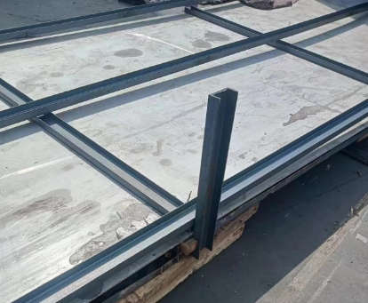 Export wear-resistant bottom plate manufacturer
