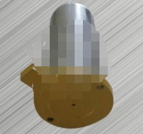  38/10000 实时翻译 划译 Komatsu PC2000-8 bucket pin 21T-