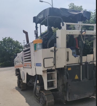 Sell one second-hand imported Wittgen 1300F millin